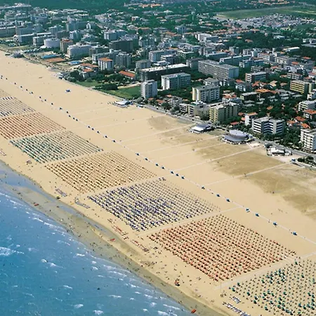 Peaceful Flat With Terrace And Wifi Lägenhet Bibione
