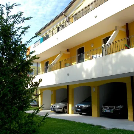 Διαμέρισμα Peaceful Flat With Terrace And Wifi Μπιμπιόνε