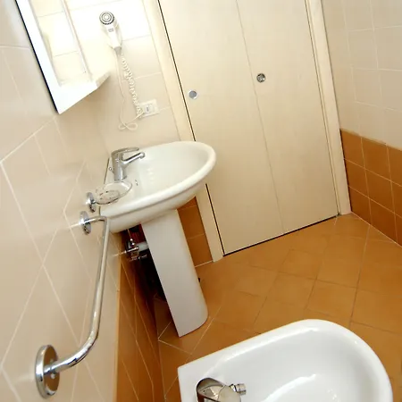 Peaceful Flat With Terrace And Wifi